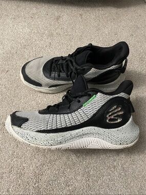 Curry 3Z7